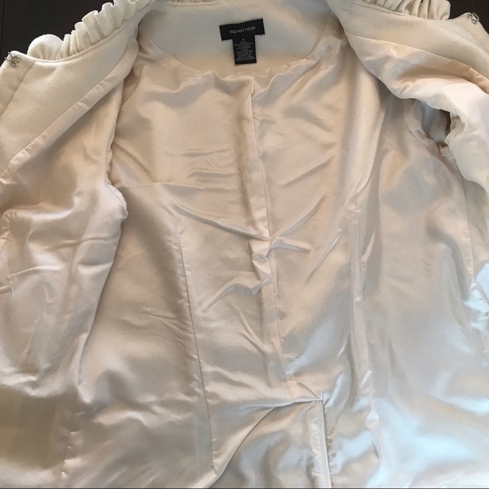Spense Ruffled Blazer - Picture 5 of 6